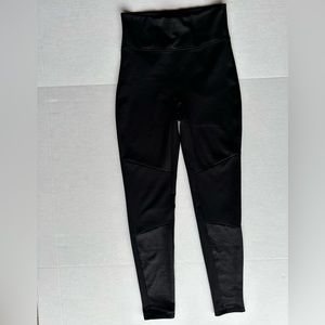 Spank Assets Red Hot Label black compression leggings in size Medium. H5